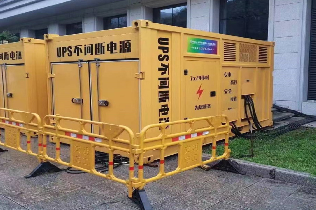 江宁发电机租赁施工现场